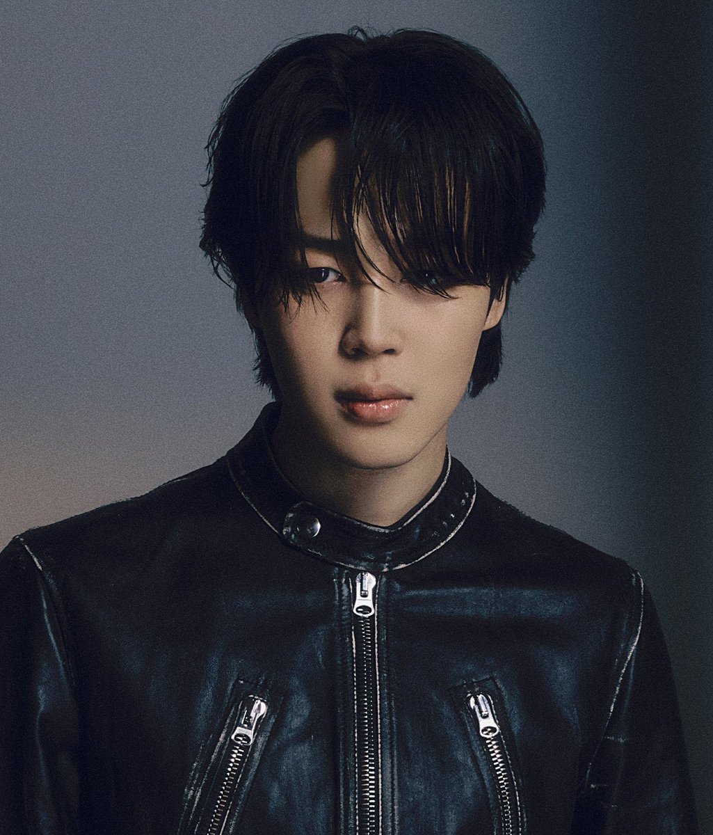 updatecultura's tweet photo. IT BOY! “FACE”, de Jimin (BTS) se tornou o álbum de um solista de K-Pop mais rápido a ultrapassar 500 MILHÕES de streams no Spotify. https://t.co/qLTjs2a5eT
