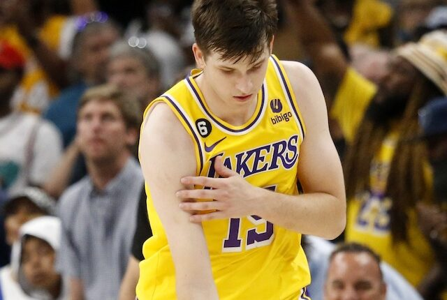 CallingOurShot's tweet photo. 1u: Austin Reaves (LAL) OVER 22.5 PTS+ASTS (-105, DraftKings)

Reaves This Series:
Game 1: 23 PTS, 8 ASTS
Game 2: 22 PTS, 5 ASTS
Game 3: 23 PTS, 5 ASTS

Total: 31, 27 &amp; 28 P+As.
Reaves FGAs: 14, 16 &amp; 10.

Reaves has played 38+ minutes in all 3 games. He will see that tonight. https://t.co/JSfWrILOn7