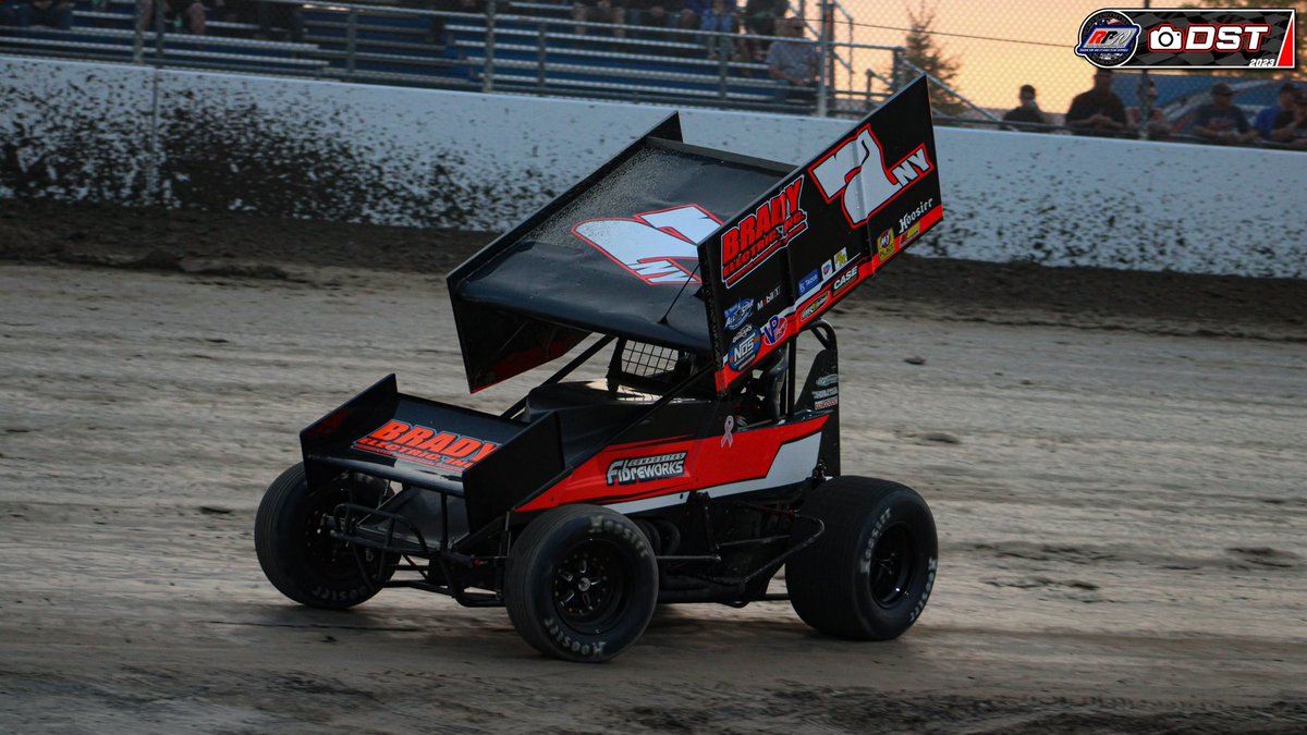 87SPEED_LLC's tweet photo. Our guys put on a show with the @ASCoC! Matt Farnham went QuickTime in time trials and went on to win his heat race and picked up the dash win! Danny Varin also picked up a heat win. Matt led 24 out of 30 laps in the A-Main.proud of our guys👊🏽
#87speed #87titanium #87suspension https://t.co/zJ89q87emN