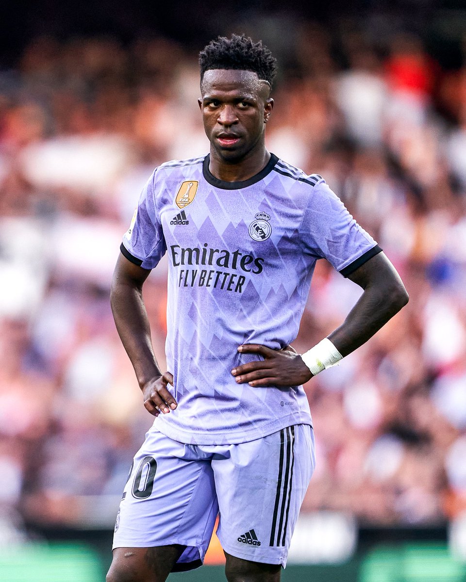 rexsteels's tweet image. Vinícius Jr. posted on his Instagram after Real Madrid's game at Valencia:

"The prize the racists have won is my red card. It's not football, it's La Liga."