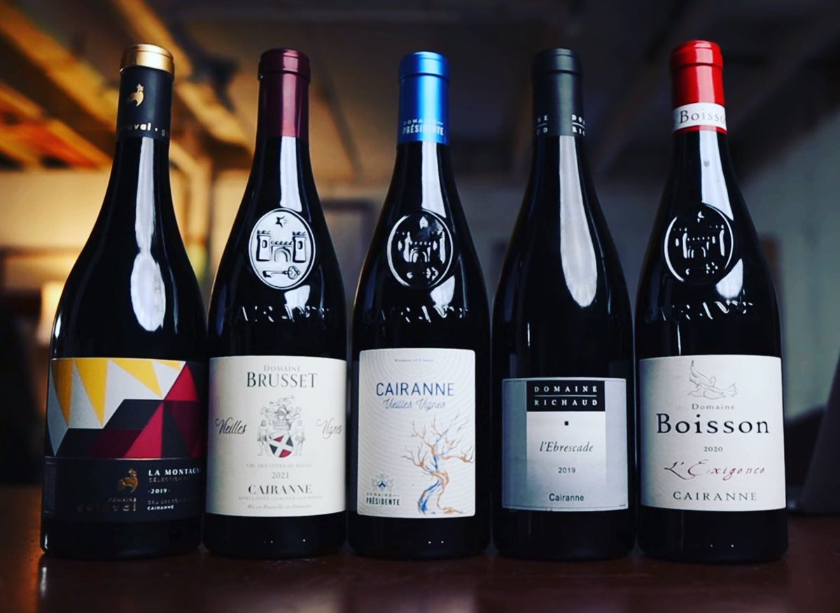BacchusGrotto's tweet photo. Is this a cheap alternative for Chateauneuf Du Pape? Watch the video and judge yourself!

What do you think @jebdunnuck? Greetings from Edwin, Cairanne.

https://t.co/odaxIjY7uz

#cairanne #cairannewine #chateauneufdupape #cotesdurhone https://t.co/5Hb2apy1Rz