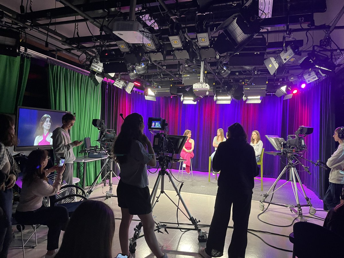 The French Exchange students are taking over the <a href="/SwampscottHS_TV/">SHS-TV</a> today! Such a fun opportunity for them as they don’t have this course in their school. @swampkohut #togetherweshine @sps01907