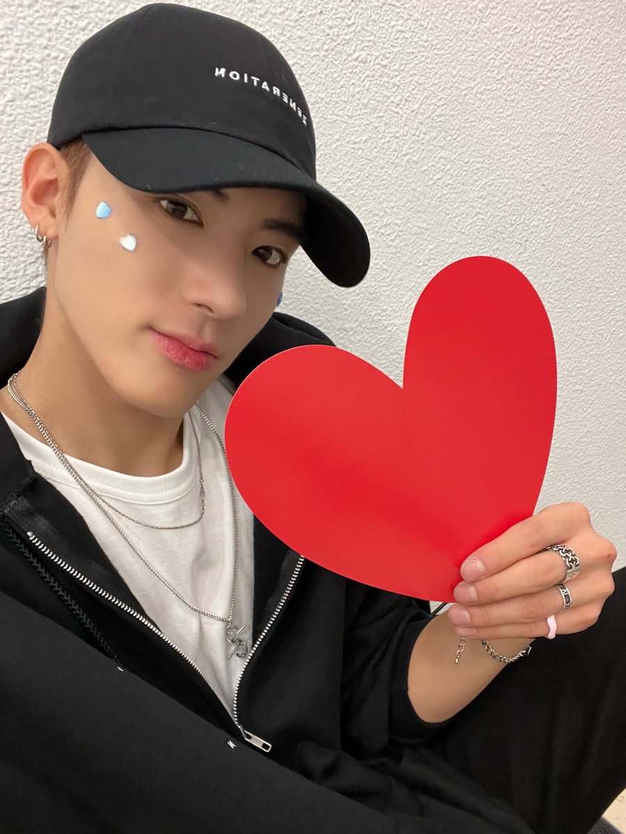 [에릭] 3일간 더베이비~💗 덕분에 세상에서 제일 행복했습니다. 감사합니다. 우린 영원할거야! 🥳❤️‍🔥