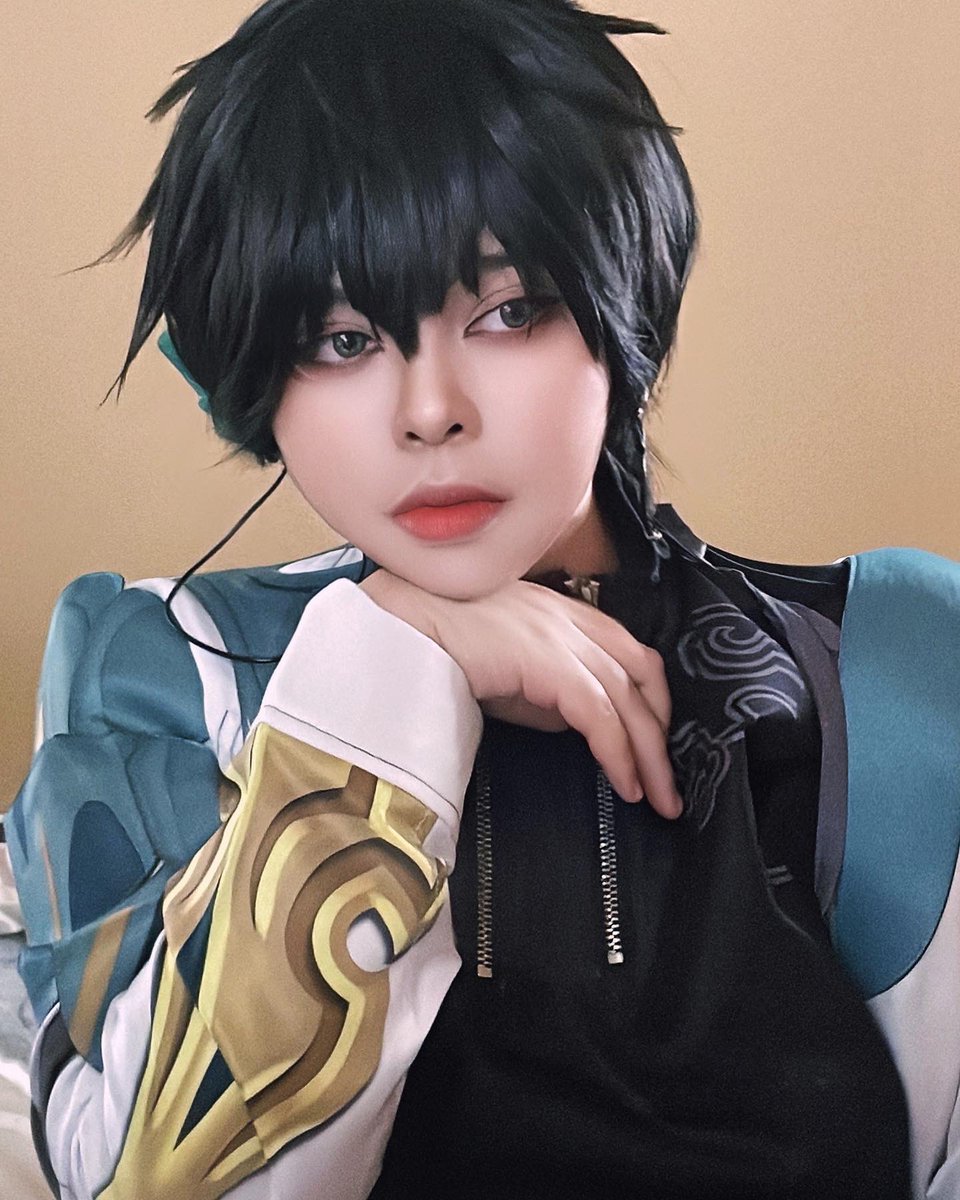 MikoChu_'s tweet photo. “I should reintroduce myself. My name is Dan Heng — I'm the guard on the Express. I also administer the train's data bank.”

🤍 : Dan Heng from @honkaistarrail 

I have been eyeing Dan Heng for so long and its like a fever dream to be able cosplay as him 😭 
.
.
.
#danheng https://t.co/7e1Qsjw0My