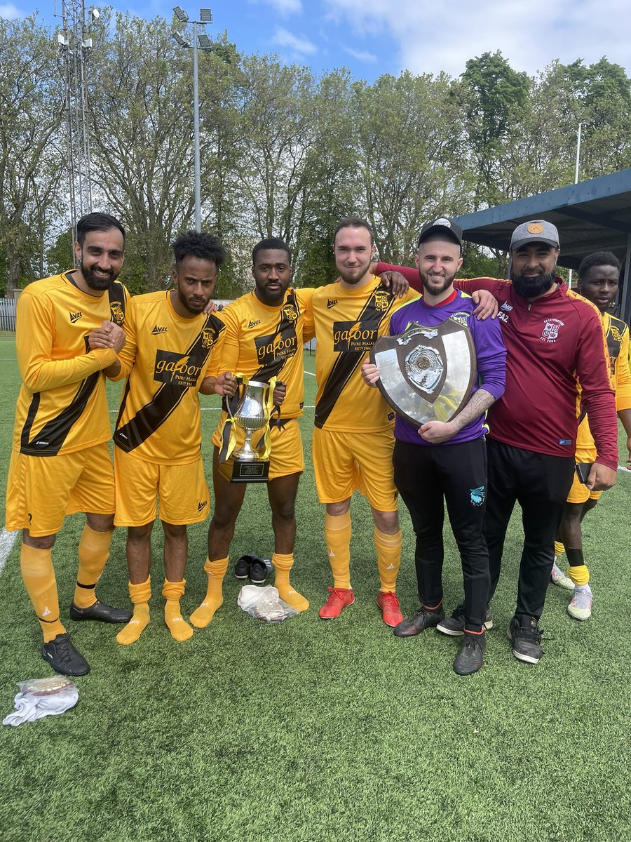 FCLeytonstone's tweet photo. Leytonstone Mens team have brought the curtain down on the 2023 season with a further two pieces of silverware as they cemented their dominance with a 4-1 win in the Charlie White Cup to complete the double🏆🏆 @ESFCombination Champions 💪🏻 https://t.co/tZvvmhhWfH