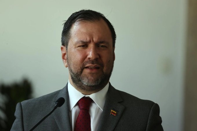 ViceVenezuela's tweet photo. #Entérate || Venezuela rechaza informe tendencioso sobre libertad religiosa del Gobierno de #EEUU.  

#22May 

Leer más: https://t.co/vsBRkXakm1 https://t.co/7MM3tAg9j0