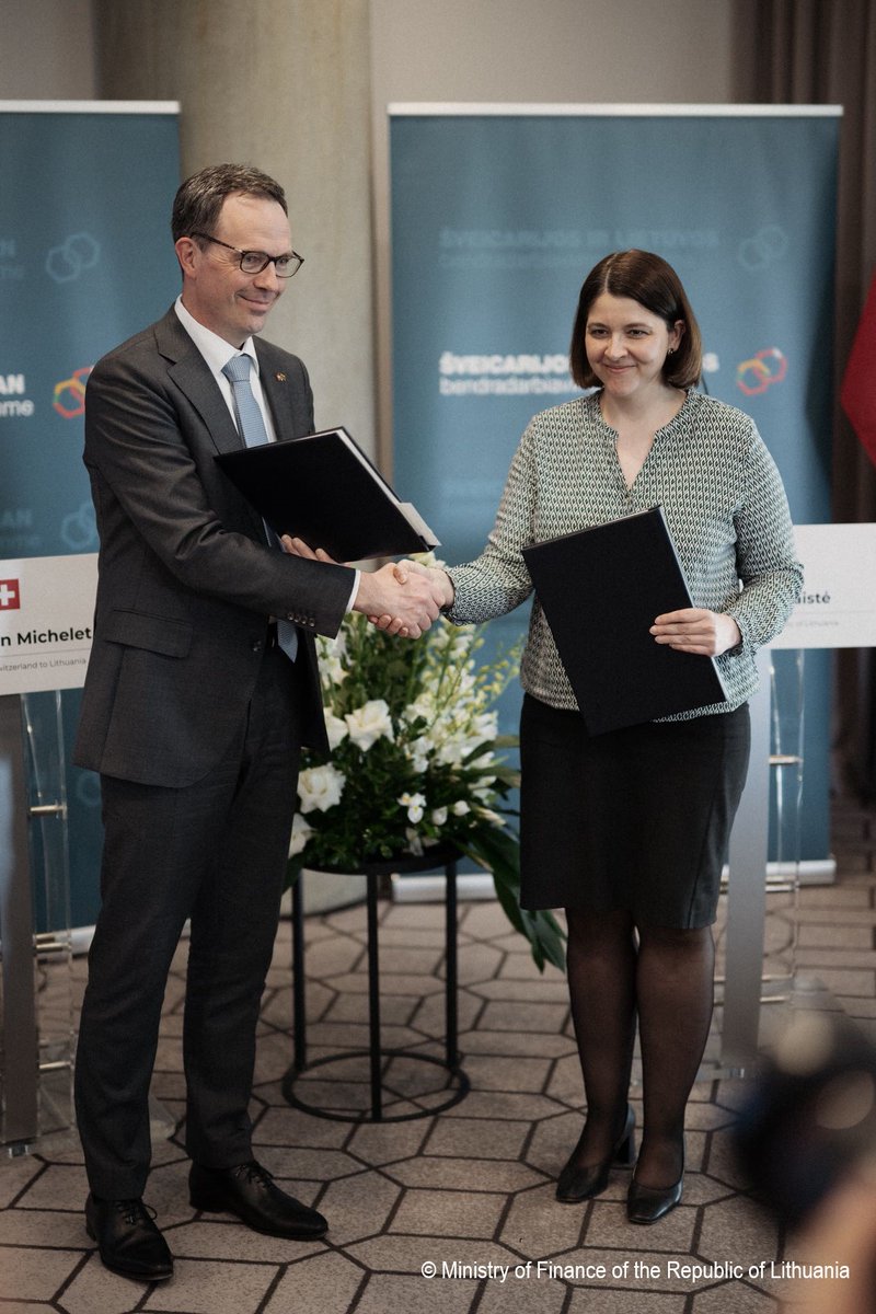 SwissDevCoop's tweet photo. Today @SwissAmbRiga &amp; @GintareSkaiste signed the 🇨🇭 🇱🇹 Agreement on the implementation of #SwissEuropeContribution of 45.2 mio CHF in #Lithuania.

Focus on 
➡️strategic reforms in health;
➡️vocational education;
➡️civic participation.
#SwissEUrelations

👉 https://t.co/tZqyCt853g https://t.co/Hj2VRJyh4Y