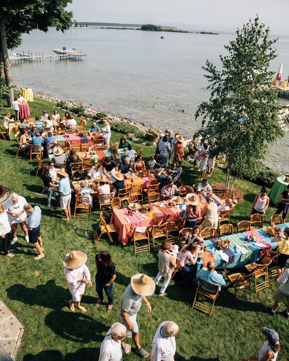 ADayInMayEvents's tweet image. We may be physically in the office, but mentally we are brunching so hard. Anyone else wish they were reaching for a bloody Maria sitting at by the water versus clicking their computer mouse at a desk?! 

The festive fiesta farewell brunch scene captured by @kateheadley 

#brunch