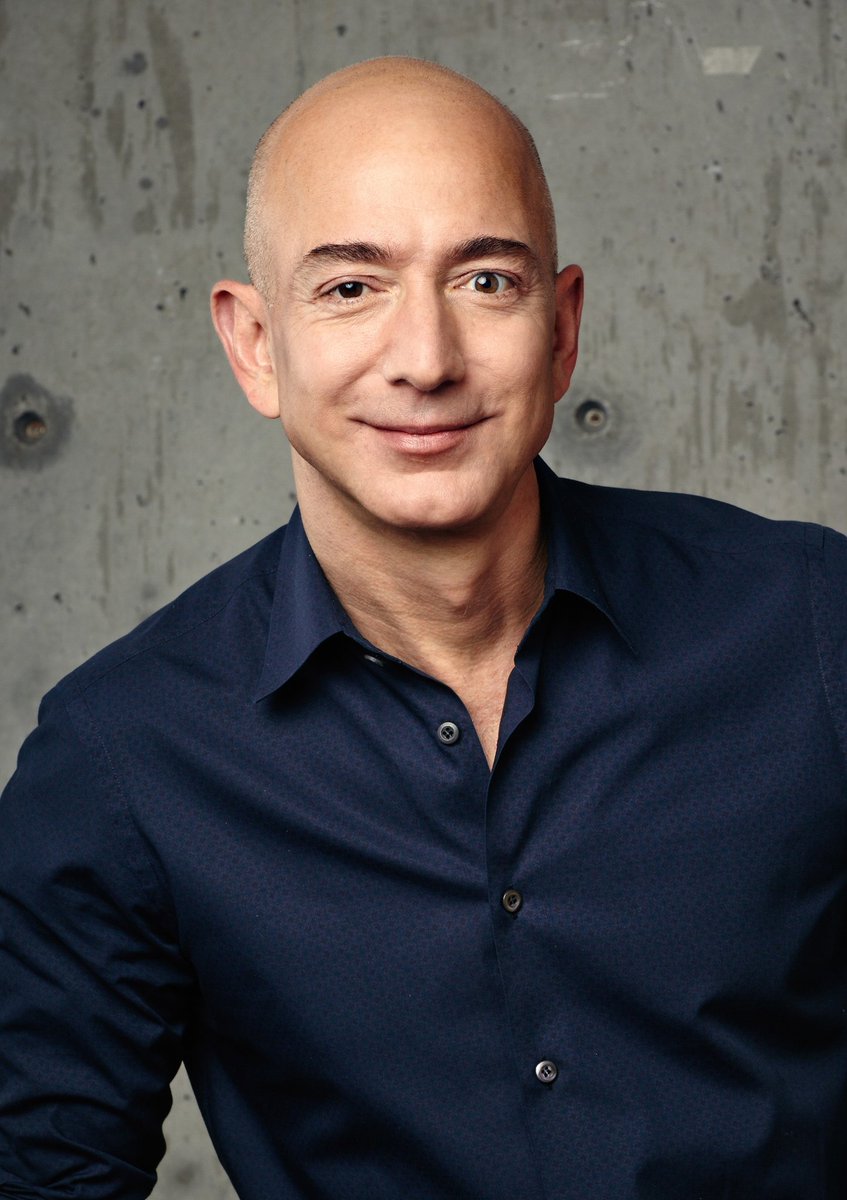 8. Bezos's visionary mindset and relentless pursuit of innovation fueled Amazon's transformation. Their customer-centric approach and unwavering focus on delivering the best experience propelled them to success. #TransformationalLeadership #CustomerObsession