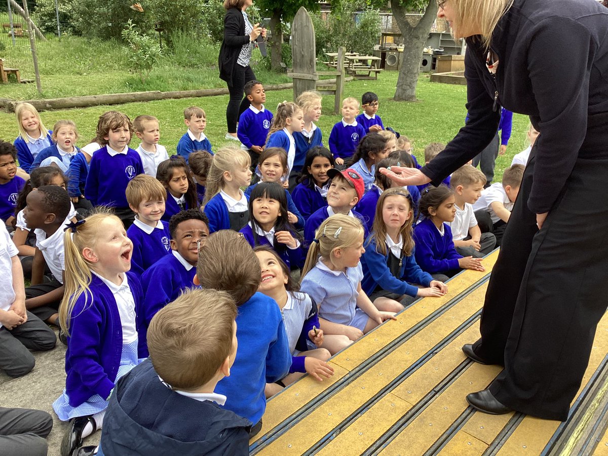 receptionatPP's tweet photo. Great excitement in Reception today when we released the butterflies, they flew straight into our Wildlife Area! https://t.co/rfTOFEDoof