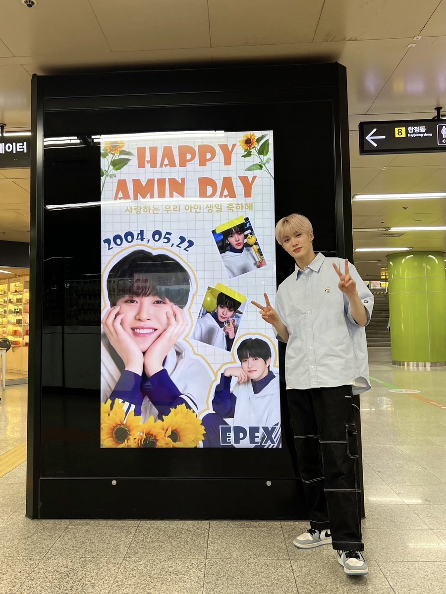 [#아민]

제니스의 사랑을 느낄 수 있었던 날❤❤

#EPEX #이펙스 #AMIN #아민
#OurVitAMINDay #아기_천사_아민럽