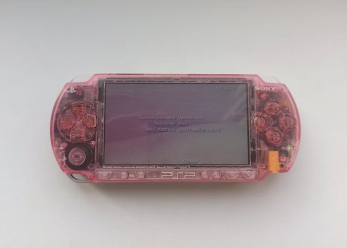 3CC0__'s tweet photo. Translucent Pink PSP https://t.co/NmPDBwjeXk