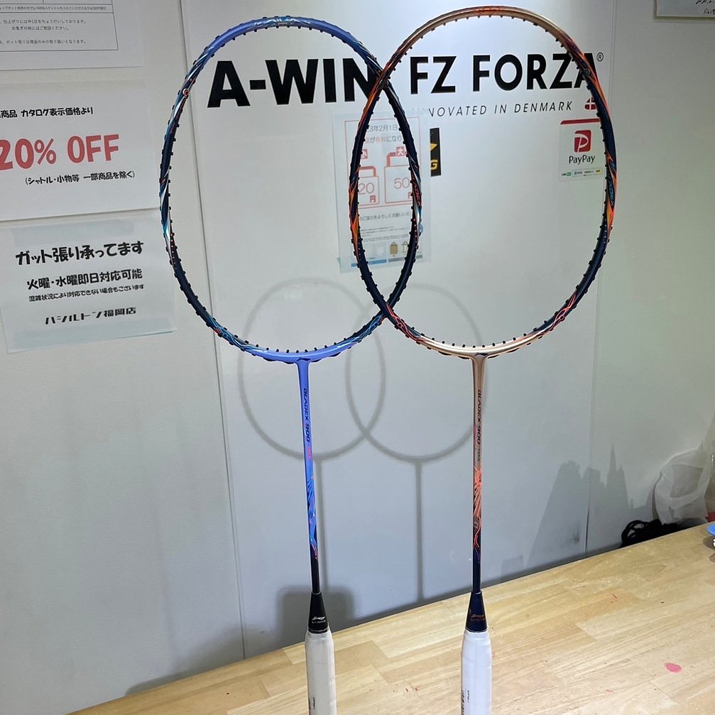 hashilton_fuk's tweet photo. 新作ラケットが続々入荷してます！
新シリーズも登場してて、今季はラケットが熱いですね！！
初心者からプロシリーズまで沢山揃ってます！
https://t.co/OB2FZhUgrc https://t.co/rv9WcRg5ns