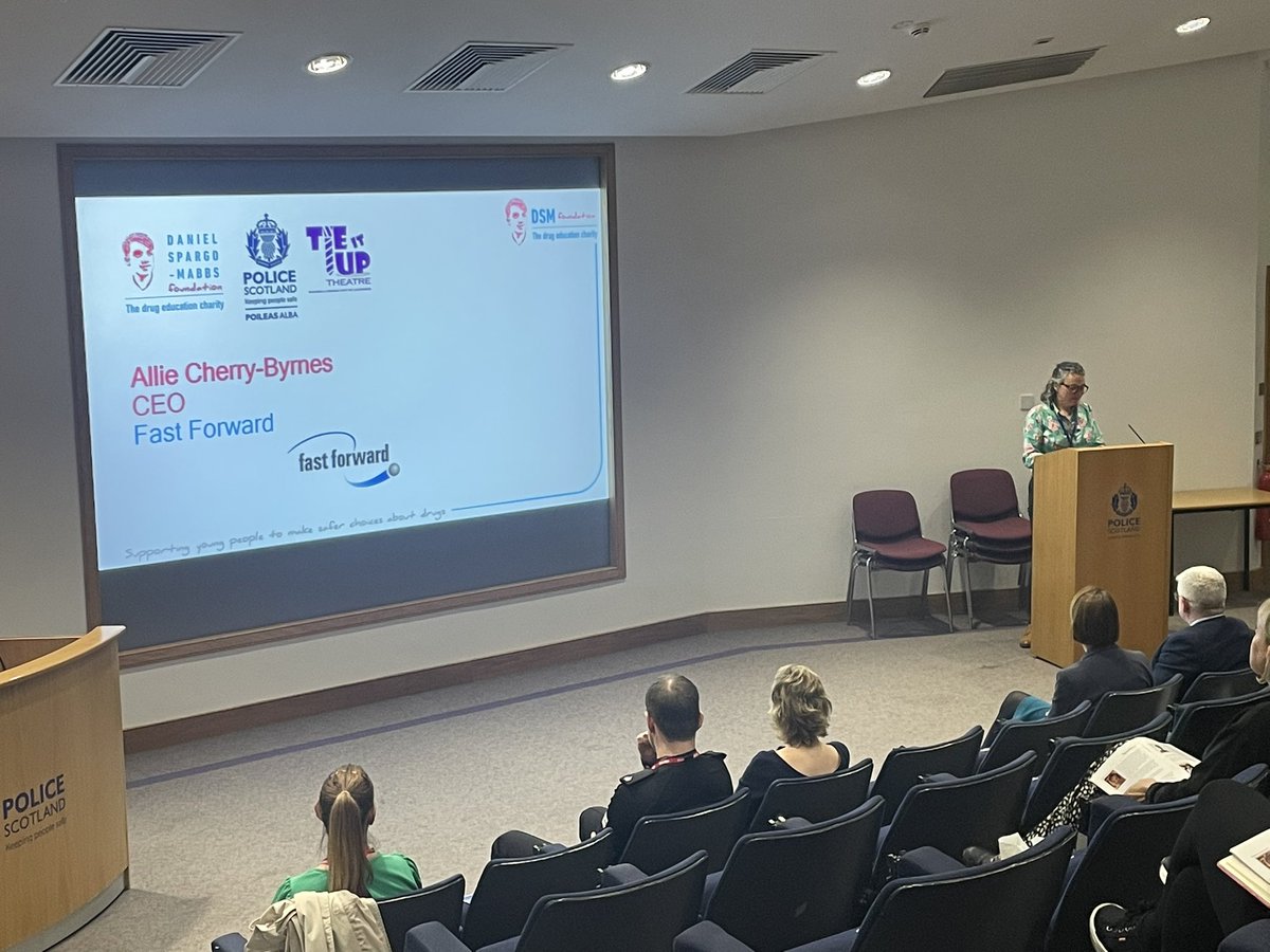 Fast Forward tweet media