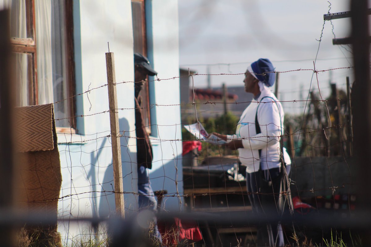 ATMovement_SA's tweet photo. [IN PICS]

ATM National Communications Manager @Mxo_Makhubu leads the ATM door to door campaign together with the NMB REC in ward 55 ahead of the ATM Election Campaign Launch in Gqeberha.

#VoteATM2024 #FillUpNMBStadium https://t.co/unYdLLBhuX