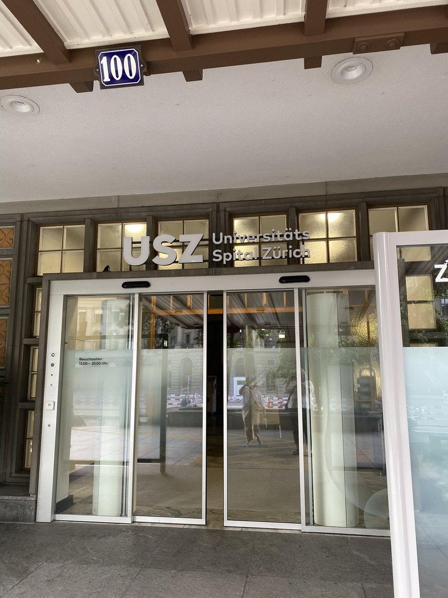 Carmie61010638's tweet photo. Experiencing The Swiss Bone Marrow Transplantation Unit in University Hospital Zurich , an amazing opportunity thanks St James Hospital for this exchange! @stjamesdublin @AudreyOHalloran @mnic23 https://t.co/CG5e8Utowa