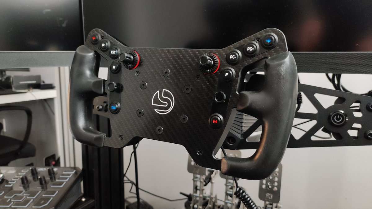 The <a href="/balknshop/">balkn</a> Rev3Pro is one of the least expensive wheels I've ever tested and ergonomically, one of the best! 
Sometimes things just work 👍