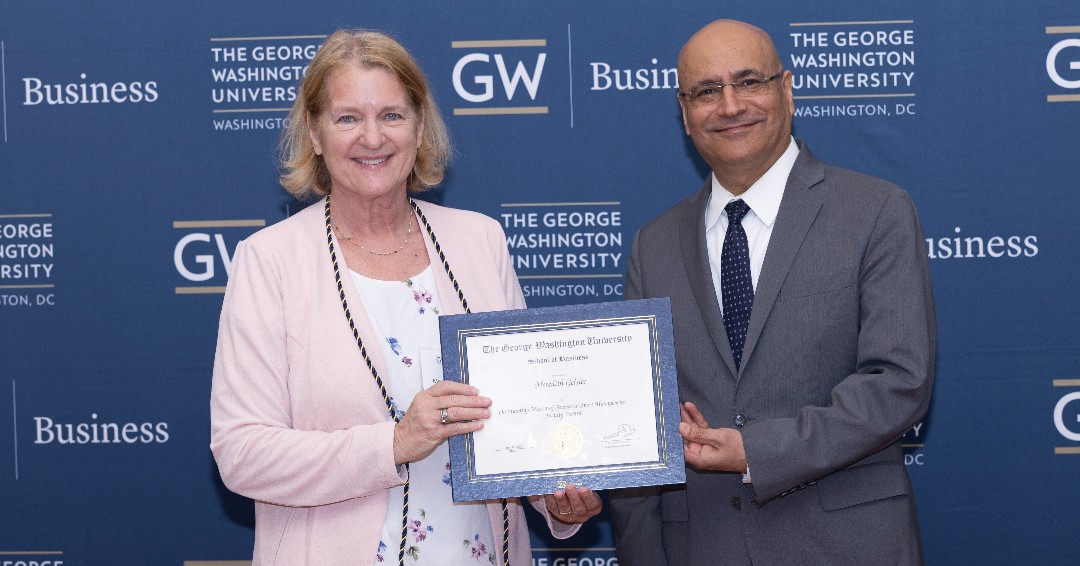 gwbusiness's tweet photo. 📷 Last week, GWSB held an awards ceremony recognizing faculty, staff, and Class of 2023 graduates for their commitment to excellence in academics, research, teaching, leadership and service. Congratulations again to all of the awardees! 

#GWSBGrads23 #GWCommencement #GWSBProud https://t.co/ngucwIC4Ns