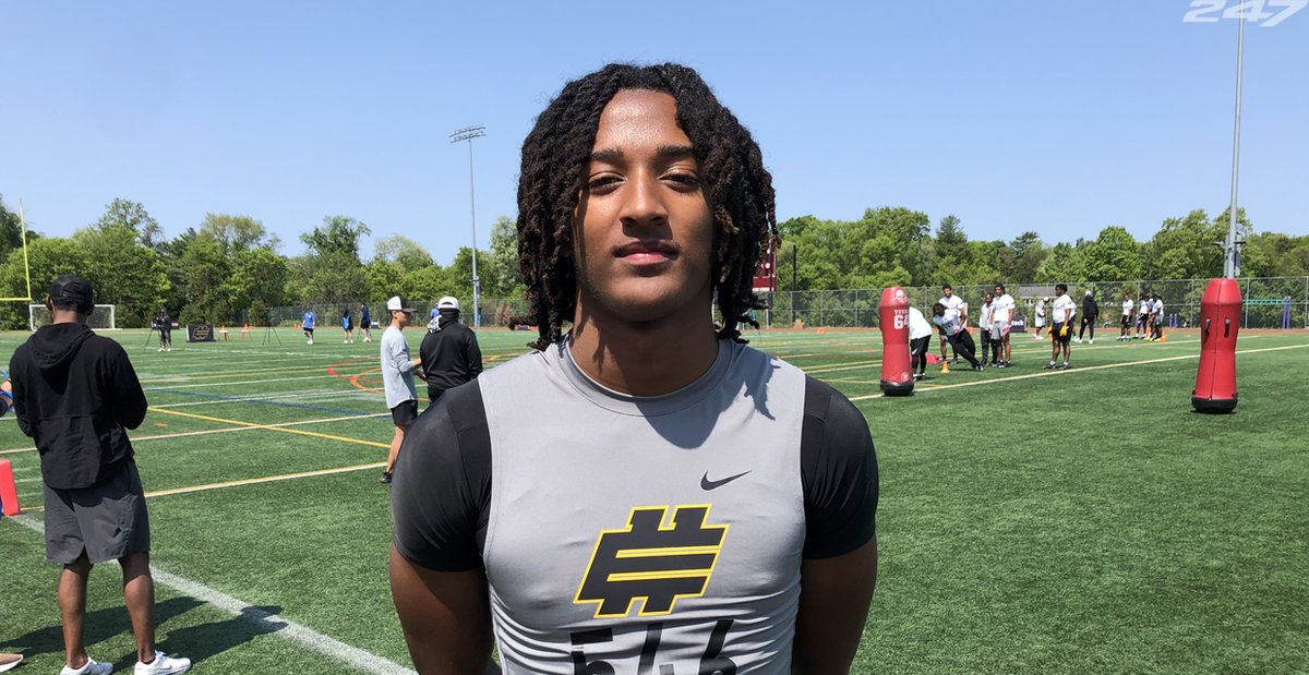 BrianDohn247's tweet image. Got an extended look at '25 QB Malik Washington (also plays AAU for Team Melo) and he was impressive. He spoke about his recruitment, what he wants in a school, and where he is in the process (VIP) 247sports.com/Article/Malik-…