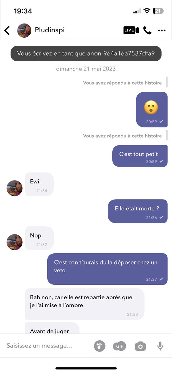 leclanuzumaki's tweet image. Ça poste une story d’une chauve-souris sur @connected2me sans la suite et il a cru que je le jugeais 😂😂 Il a commencé à s’enflammer pour rien le gars il est à éviter #Connected2me #veterinaire