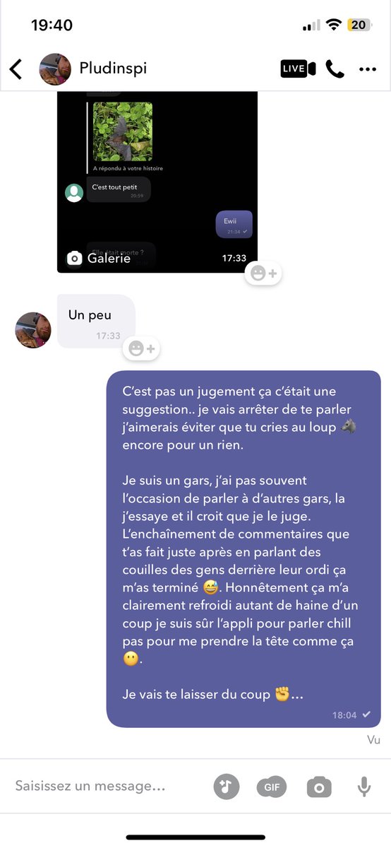 leclanuzumaki's tweet image. Ça poste une story d’une chauve-souris sur @connected2me sans la suite et il a cru que je le jugeais 😂😂 Il a commencé à s’enflammer pour rien le gars il est à éviter #Connected2me #veterinaire