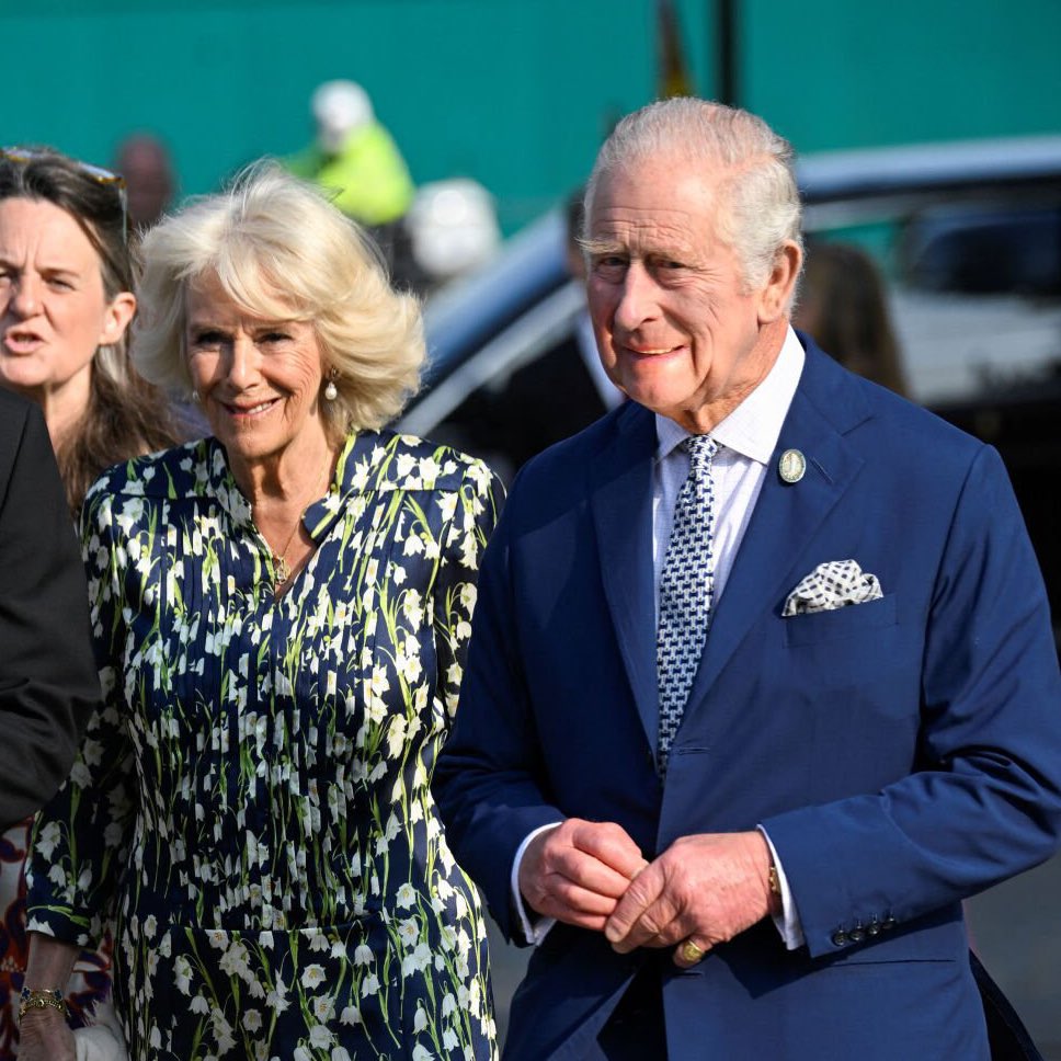 Another win for Thalassa Collection:

King Charles III attended the 2023 Chelsea Flower Show wearing their CRETAN AX TIE.

#funkyties