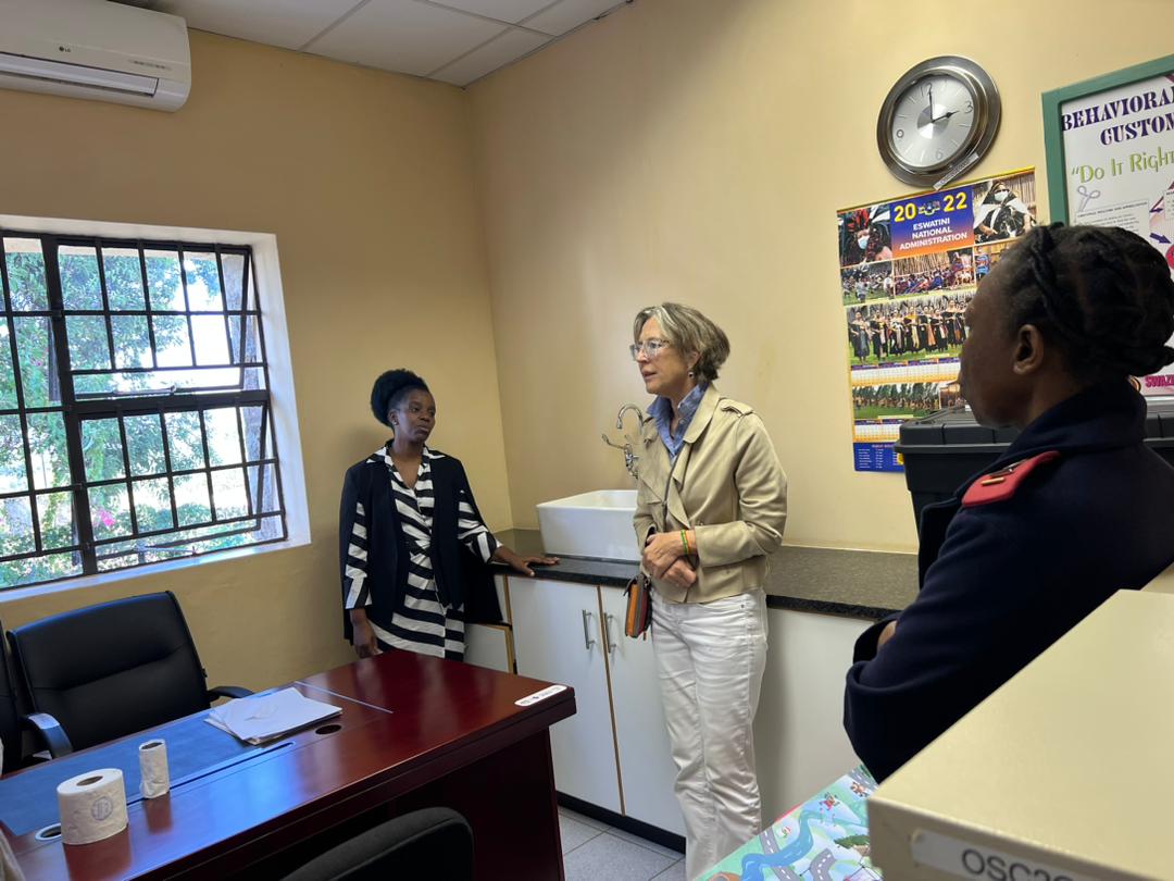 PEswatini's tweet photo. Pact President and CEO, Caroline Anstey, and Pact Deputy Regional Director for Africa, Marianna Balampama, visited Eswatini for a couple of days. On the first day, they visited the One Stop Centre in Manzini. Later they joined the launch for the national child helpline 116. https://t.co/X1TNr4jT4v
