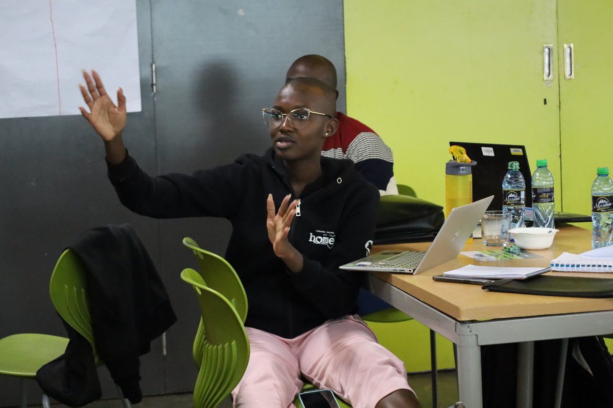 mistatash's tweet photo. Had an amazing session @iHub organised by @Nairobits moderating a session that delved into the impact of design and digital marketing in advancing Sexual and Reproductive Health and Rights (SRHR)
Congratulations to Kwetu Kreatives for winning the design challenge! 

#Design4Good https://t.co/hUBvlcQlNw