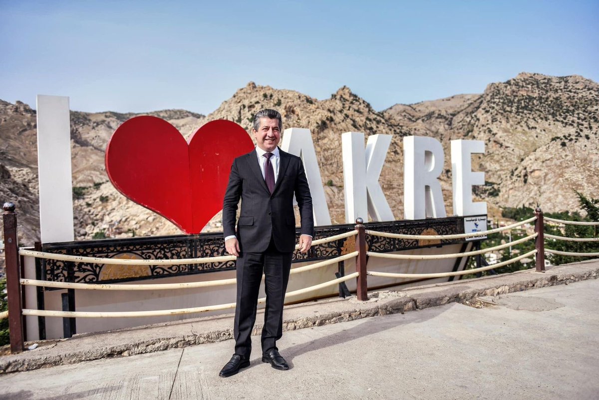 ئەڤرۆ ل ئاکرێ یا رەنگین و خوشتەڤی.