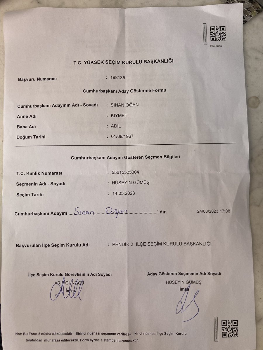 huseyin_gumus's tweet photo. Tek adam rejimine direneceksin diye sana imza verdik rey verdik. Artık bu imzanın benim için bir değeri kalmamıştır, @DrSinanOgan yok hükmündedir. 
Yarın ki @umitozdag açıklamasından da çekimserlik yada tek adam rejimine destek kararı çıkarsa Zafer Partisinden de istifa edeceğim. https://t.co/rHpxH1wMnw