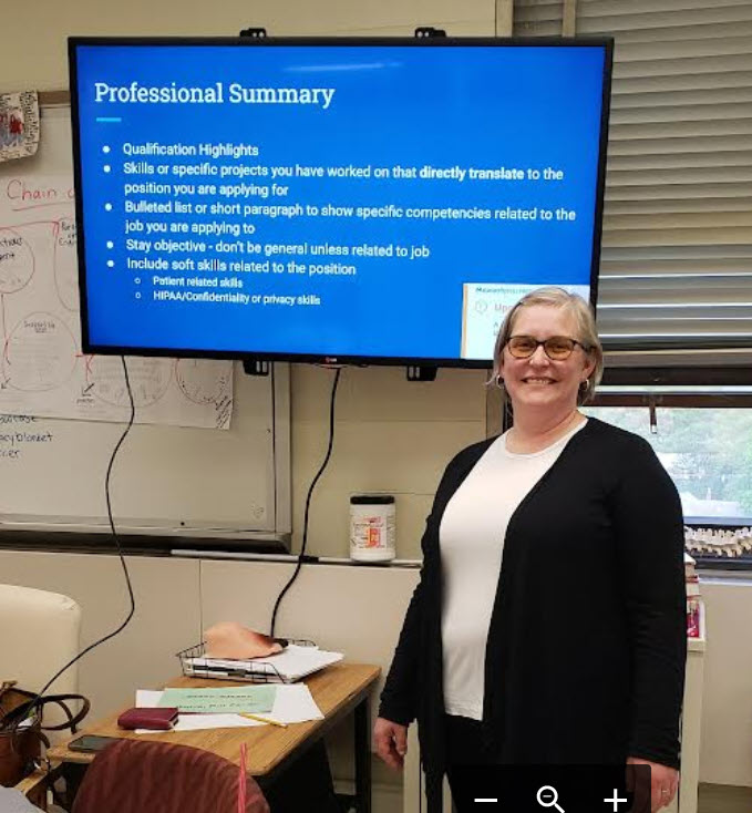 Wallingford Adult Ed (@walladulted) on Twitter photo Sarah Eiseman, of Wallingford Public Library, visited Medical program students and shared her Resume 101 Course. It was a hit! Students asked many questions and made appointments to meet one on one for resume help! A big thank you to Sarah and to WPL! <a href="/Walpublib/">Wallingford Library</a> Sarah Eiseman, of Wallingford Public Library, visited Medical program students and shared her Resume 101 Course. It was a hit! Students asked many questions and made appointments to meet one on one for resume help! A big thank you to Sarah and to WPL! <a href="/Walpublib/">Wallingford Library</a>