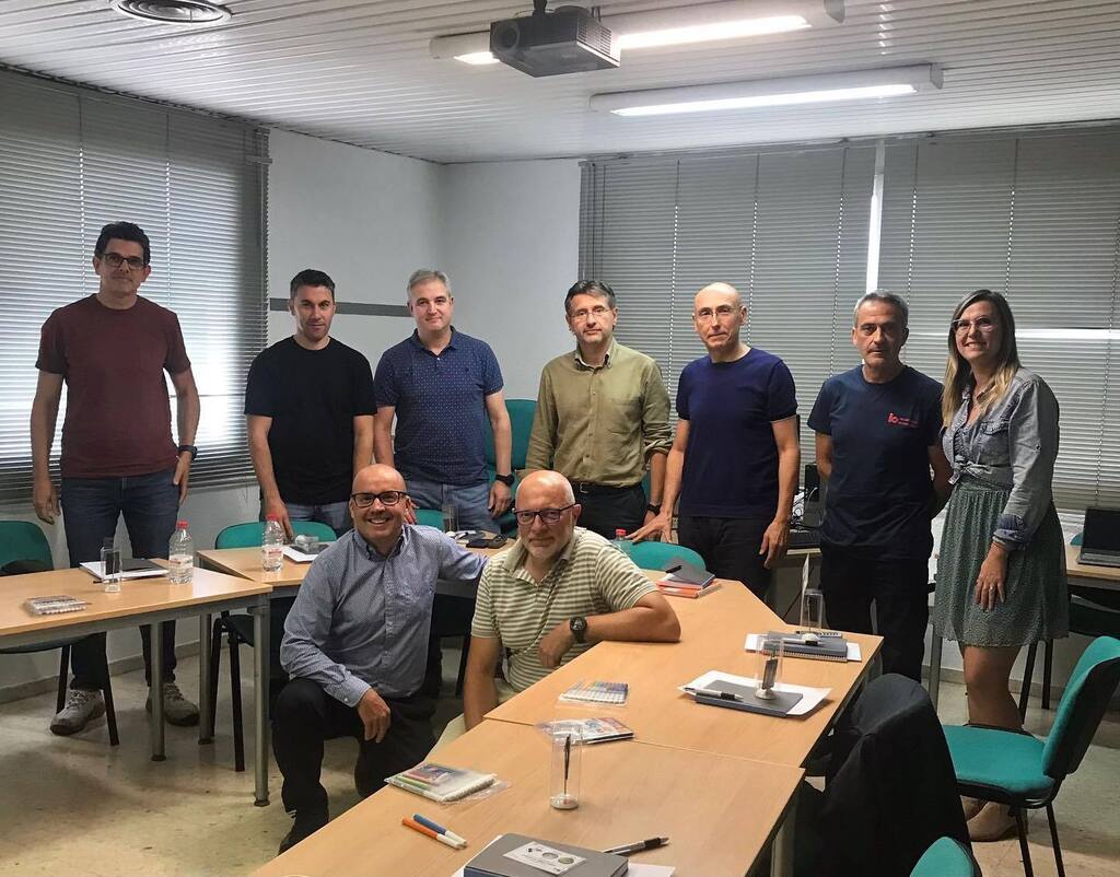 📌 Inicio de una edición de nuestro programa Cree con un experimentado grupo de personas de Industrias Ochoa. 

💊 El liderazgo se asienta en el autoconocimiento y en una buena capacidad de autogestión. 

Deseo que el viaje que hemos iniciado nos enseñ… instagr.am/p/CsjIfxWN8Lv/