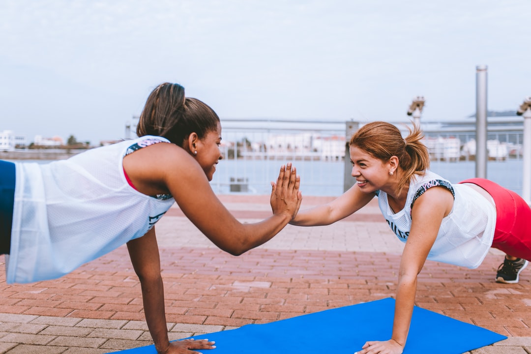 yourtruecourse's tweet photo. A new study shows that exercise 🏃🏽‍♀️actually makes you happier than money.  (Source: https://t.co/y85gqMKfoz) https://t.co/F9y2PHj0xv
