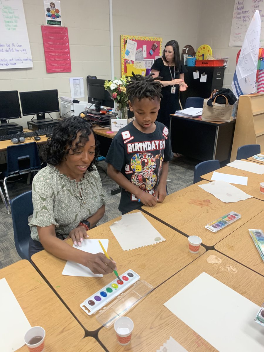 Hutchens Elementary School tweet media