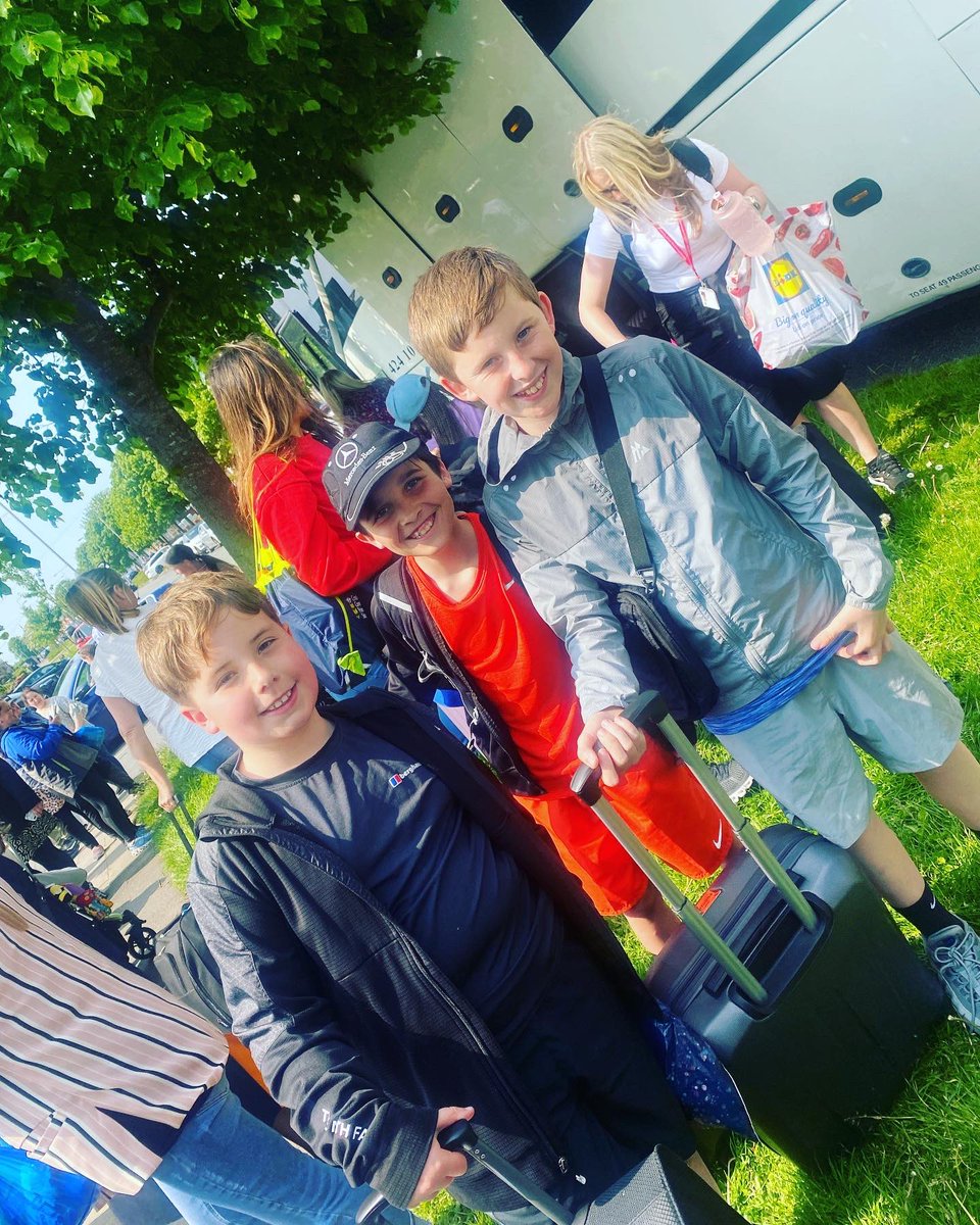 shell_jj's tweet image. Have the best time ever guys, see you in 3 day. Can’t wait to hear all about it, memories that last forever @CroxtethC  @year56kcroxteth