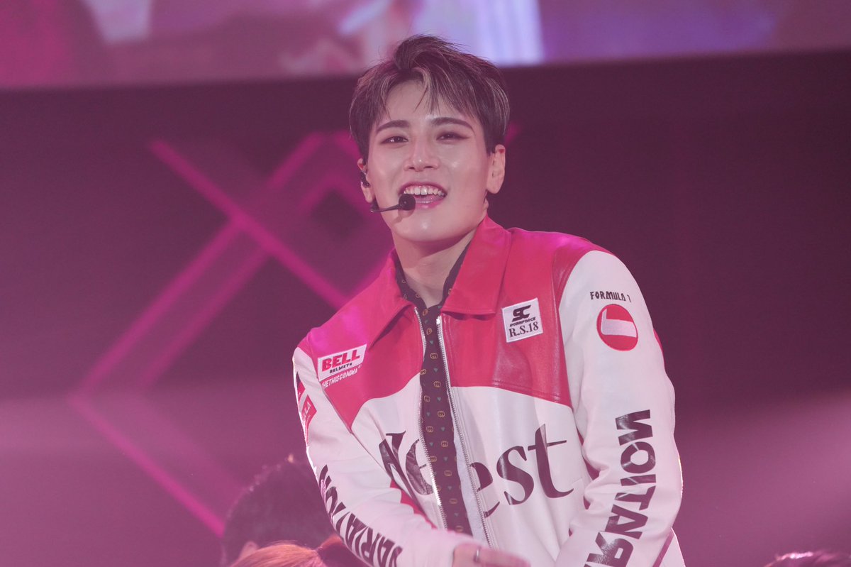 895Ktim's tweet photo. サンギュン誕生日おめでとう🎉🥳🎂
生まれてきてくれてありがとう😊

ケンタと未来を信じて頑張ってね🥰

#HAPPY_SANGGYUN_DAY
#상균아_언제나같은곳에서_생일축하해
#私たちの癒し_さんちゃんの誕生日_おめでとう https://t.co/y2iompb9vV