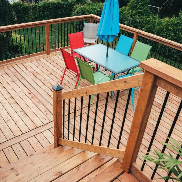 _TIMBERMART's tweet photo. PROJECT OF THE MONTH // DECKS ⚒️

Prep for long summer nights with new deck accessories. ☀️ Elevate the look and safety of your deck with new balusters and rails to create the perfect outdoor space. 

Check out our Project Of The Month 👉🏻 https://t.co/aP46M48ZIB 

#TIMBERMART https://t.co/bRgW98kF9W