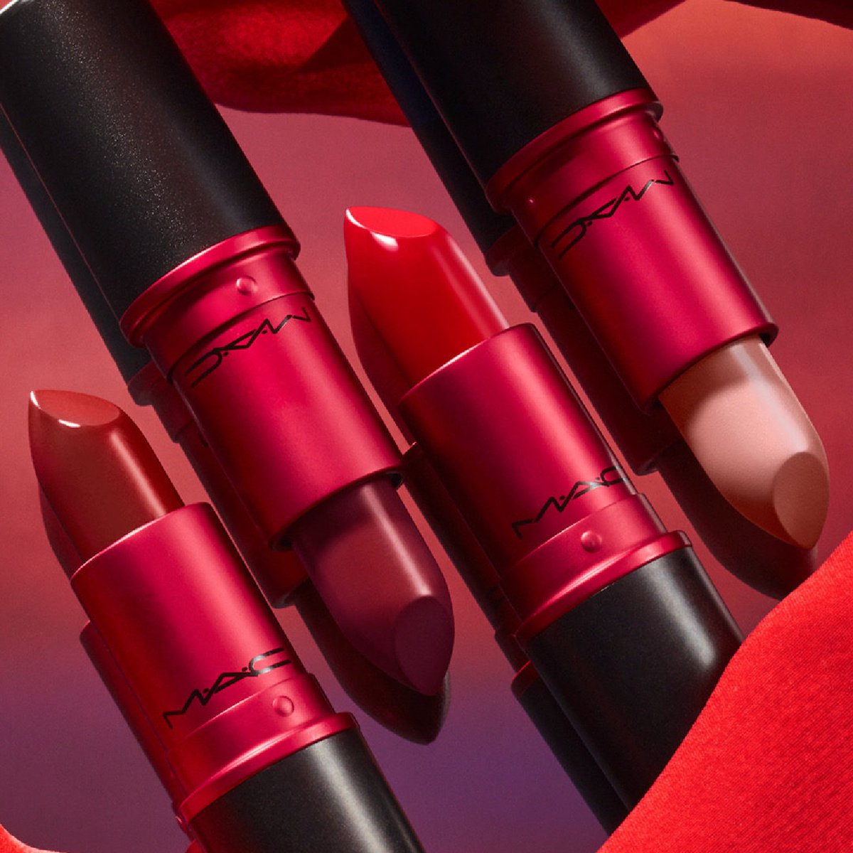 amfAR's tweet photo. @MACcosmetics is the Official Beauty Partner at #amfARCannes! Who’s excited to see the stunning looks come down the runway for the #CRRunway fashion show? #MACBACKSTAGE #CureAIDS https://t.co/0MVPJMa37f