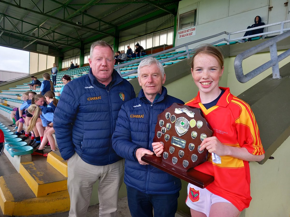 CumannNa's tweet photo. Scoil Dar Earca 2 teacher final winners @AllianzIreland @ValentiaGAA @MunGAABunscol https://t.co/qEm2eE80KZ