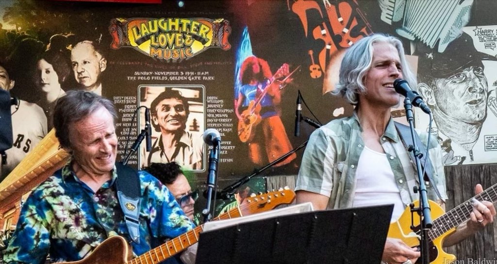 wreckstrangers's tweet photo. Lucca’s Bar &amp; Grill’s Beer Garden, you know how to have a good time! Thank you so much for having us, and thanks to everyone who came out to jam with us! Check out our website for where you can catch us live next 🎙️ https://t.co/QXaoBr5UvC