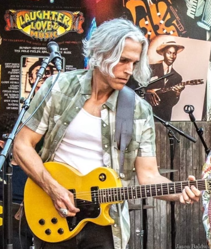 wreckstrangers's tweet photo. Lucca’s Bar &amp; Grill’s Beer Garden, you know how to have a good time! Thank you so much for having us, and thanks to everyone who came out to jam with us! Check out our website for where you can catch us live next 🎙️ https://t.co/QXaoBr5UvC