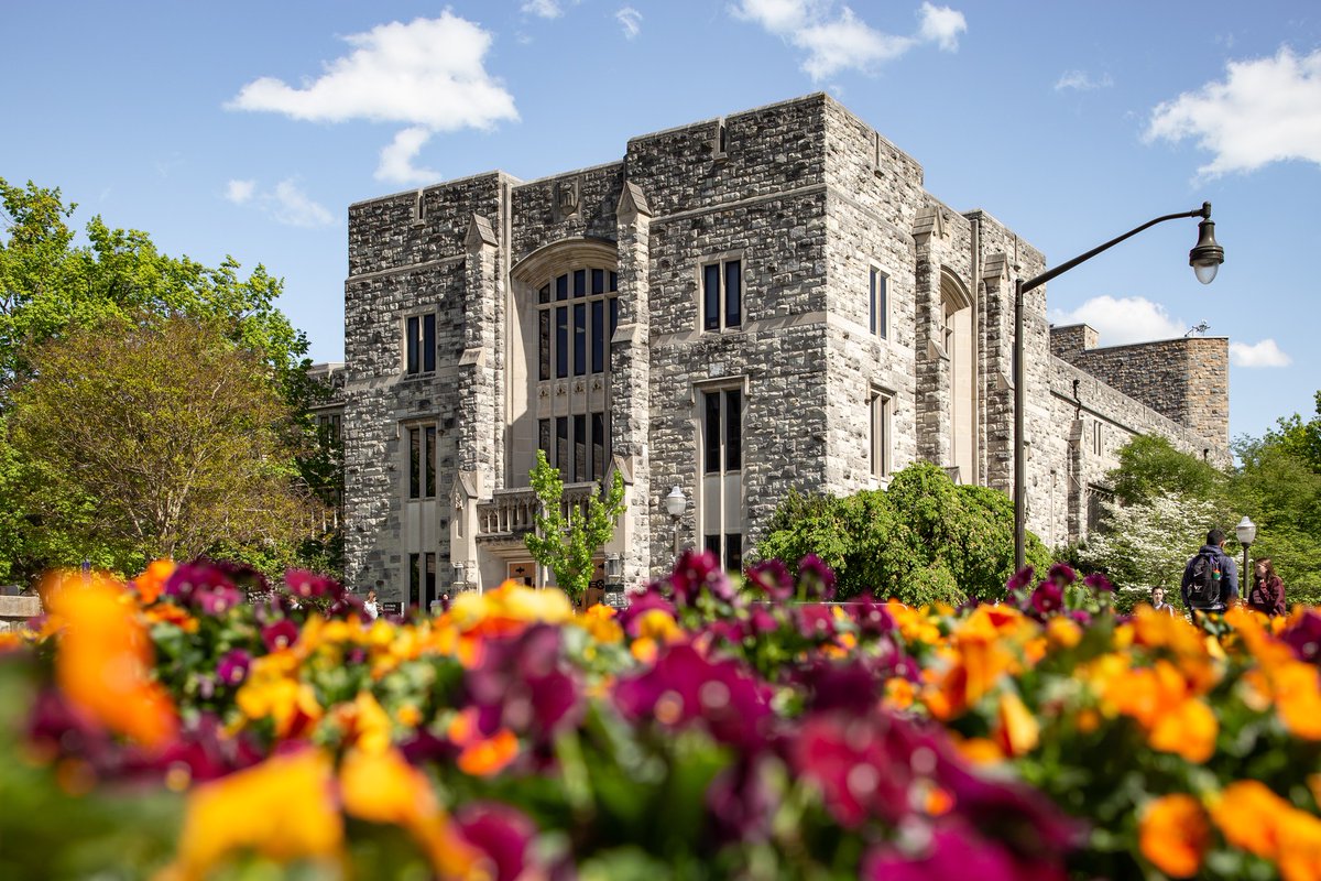 VT Libraries tweet media