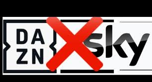 CozzolinoSalvo's tweet photo. Allora. Io credo che da domani mattina TUTTI Gli Official Club, tutte le associazioni di tifosi, e chiunque altro voglia bene alla @juventusfc debba riprendere in mano la civile protesta delle #DisdettePayTV. Facciamo ripartire la macchina che salvaguarda il nostro portafoglio? https://t.co/I93O3TIdV4
