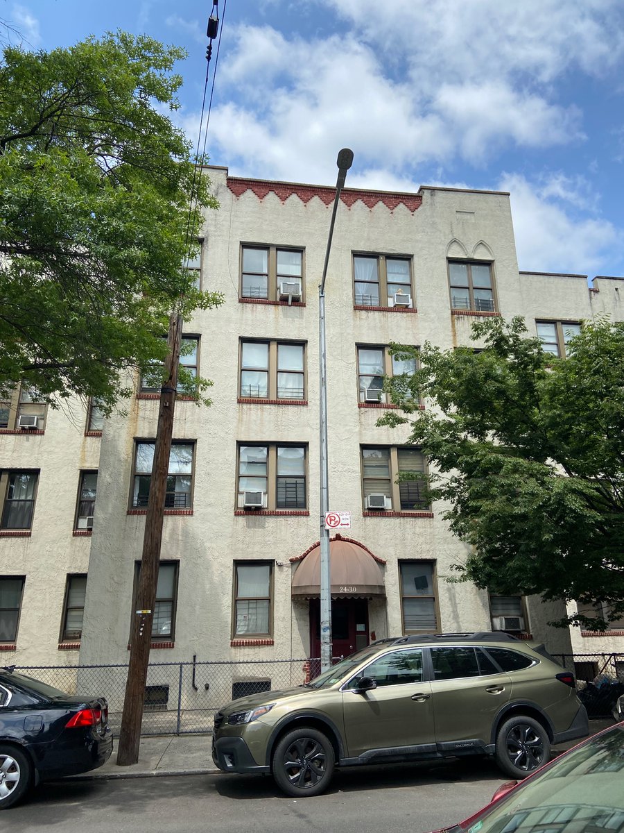 sdgortonwords's tweet photo. It was so inspiring that Sunday afternoon I went directly to #MaryWareDennett ’s longtime Astoria home to walk her old streets for a while. No plaque - yet. https://t.co/bZHcgqGveo