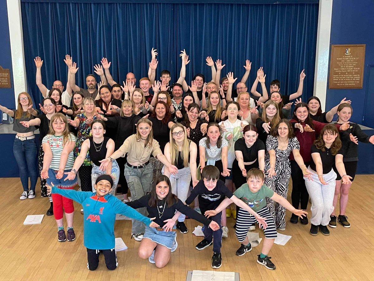 NETheatre YORK tweet media