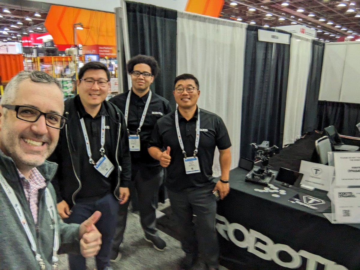 hugs's tweet photo. If you're in Detroit at the @AutomateShow this week, come say hello! 👋 @Tapsterbot and I are hanging out with our friends at @ROBOTIS. https://t.co/jaJTN0a0rF