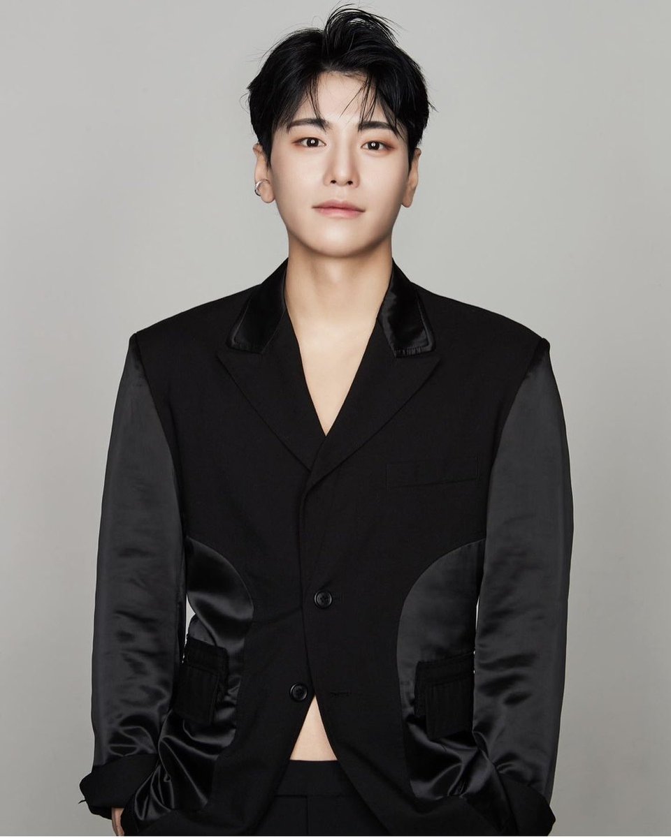 bam_ssang's tweet photo. 상균아 생일축하한다 !!! 🩷🤍
#HAPPY_SANGGYUN_DAY
#상균아_언제나같은곳에서_생일축하해
#私たちの癒し_さんちゃんの誕生日_おめでとう https://t.co/Wm56M2C36f