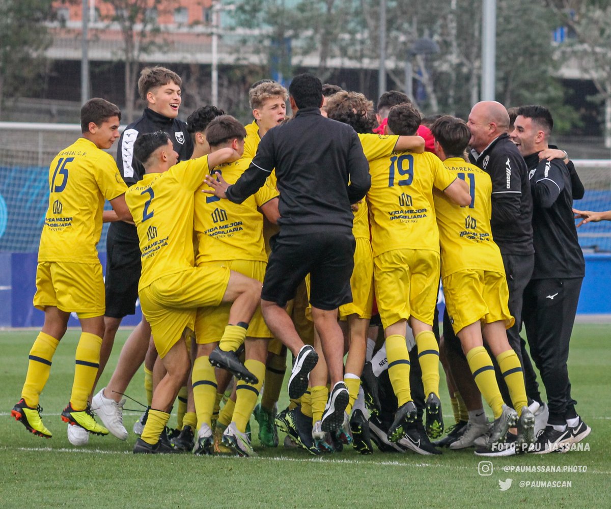 paumascan's tweet photo. 📸 El Gavà es proclama campió de Lliga Nacional! 

⚽️ @RCDEFutbolBase  U19B 1-2  @EFGava U19
🏆 Lliga Nacional Juvenil | G7 | J30
📅 21/05/23 18:00
🏟️ Ciutat Esportiva Dani Jarque 
🎙️ Kanal's Media - Objetivo Deporte

Galeria completa del partit:
https://t.co/A1tuFtTbig https://t.co/TMJNH9Xmlm