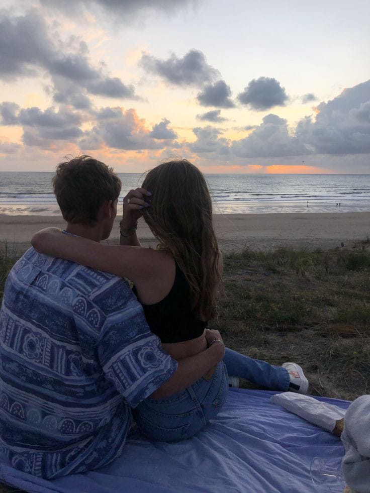 kskbelesdelunaa's tweet image. a veces solo necesitamos esto