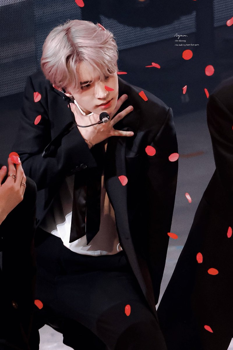 Again__1015's tweet photo. 230522 showcase

#ENHYPEN #엔하이픈 #HEESEUNG #희승 #이희승 #ヒスン https://t.co/9YxKukvD0a
